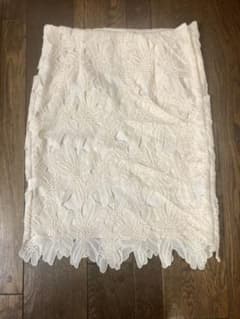 レーススカート　白　ひざ丈　GU 美品のサムネイル
