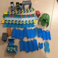 トーマス ガチャガチャ プラレールのサムネイル