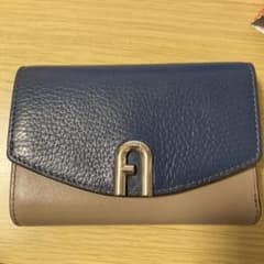 FURLA 三つ折り財布 バイカラー - メルカリ