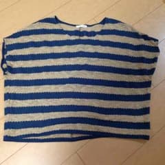 半袖トップスのサムネイル
