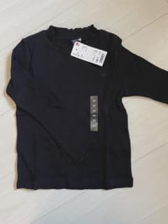 未使用☆UNIQLO リブ ハイネック 120 ブラック タグ付きのサムネイル