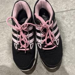 adidas スニーカー ブラック ピンクのサムネイル
