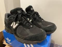 New Balance M2002RXX GORE-TEX ブラック 27cmのサムネイル