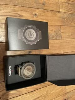 SUUNTO スント　トラバースアルファ　オリーブのサムネイル