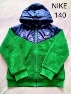 NIKE ボアジャケット リバーシブル　モコモコ　140㎝　緑　キッズ　防寒のサムネイル