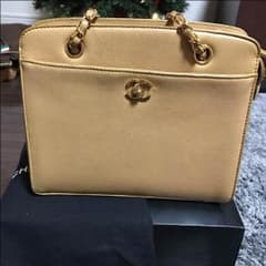 お値引きCHANEL袋 箱カード シールありハンドバッグのサムネイル