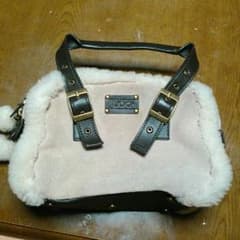 お値下げ  UGG❤こちらのサイトでお譲りいただいたバックです(^-^)のサムネイル