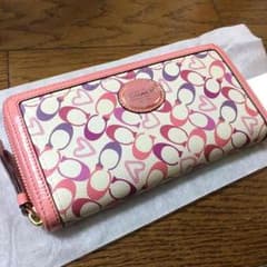 コーチ ハートシグネチャーのサムネイル