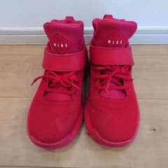 NIKE 　クワザイ　レッドのサムネイル