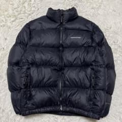 美品 thisisneverthat ブラック ダウンジャケット ネバザ M 高品質 thisisneverthat ディスイズネバーザット ダウンジャケット