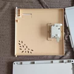 葉模様のプラスチック収納ボックスのサムネイル