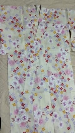 浴衣 花柄 アイボリーのサムネイル