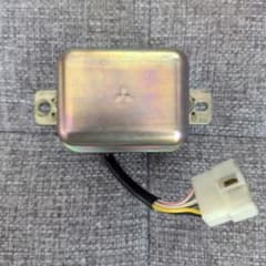 スズキ ジムニー 12V ボルテージレギュレータ スズキ ジムニー 12V ボルテージレギュレータ - メルカリ