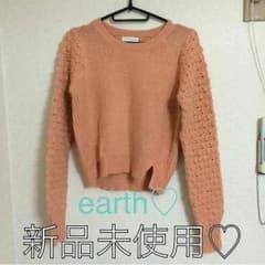 ましゅ様専用♡earth♡新品未使用短めニットのサムネイル