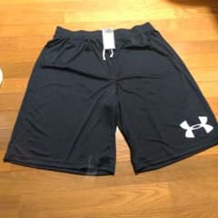しばた様専用 UNDER ARMOUR アンダーアーマー ハーフパンツ4XLのサムネイル