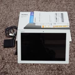 SONY Xperia Z4 タブレット ホワイト 本体　キーボード付きのサムネイル