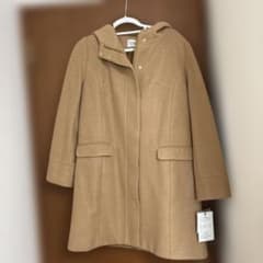 ベージュ フード付き ロングコートのサムネイル