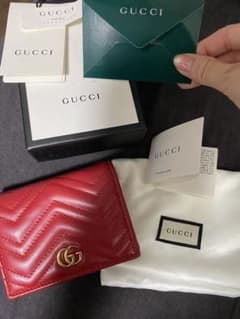 주말만 가격 인하! GUCCI 구찌 접이식 지갑 퀼팅 GG 마몬트 레드