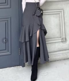 rienda フリルスリットハイウエストスコートショートパンツ - メルカリ