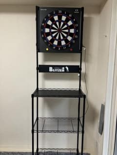 【送料込】DARTSLIVE 200S&BLITZERスタンド DARTSLIVE– 200S BLITZER ダーツスタンド、ダーツ矢付き - メルカリ
