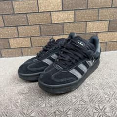 adidas サンバ スニーカー ブラックのサムネイル
