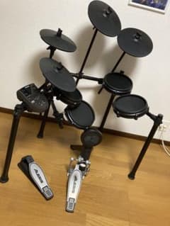 【値下げ】Alesis Nitro Mesh Kit + 拡張シンバルパッドのサムネイル