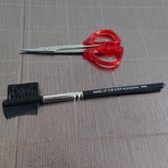 眉毛 make up foreverのサムネイル