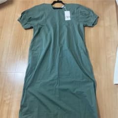 新品　ZARA ロングワンピースのサムネイル