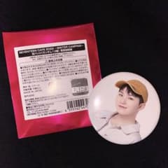 SEVENTEEN CAFE 2022 ウジ　缶バッジのサムネイル