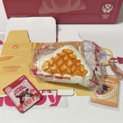 Mellojoy メロジョイ ワッフル三角 クリーミークリーム - メルカリ