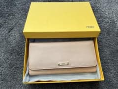【FENDI】長財布のサムネイル