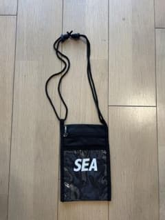 wind and seaナイロンポーチ　ブラック WDS-AC-106のサムネイル