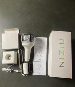 NiziU ニジュー　ペンライトのサムネイル