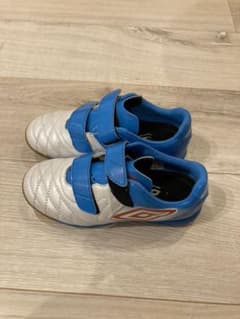 アンブロ  フットサルシューズ　18cmのサムネイル