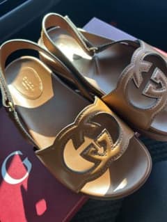 GUCCI レザー スポーツサンダル 40のサムネイル