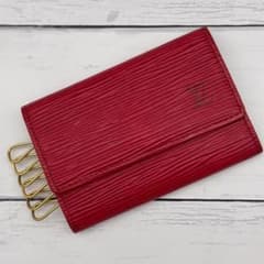 ✨良品✨LOUIS VUITTON キーケース エピ ミュルティクレ6 レッドのサムネイル