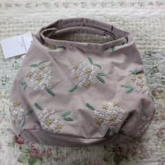 くろちく　京都　ミニラウンドバッグハンドバッグ　金木犀　刺繍のサムネイル