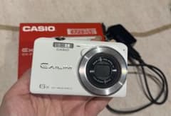 CASIO EXILIM EX-Z770 ホワイト - メルカリ