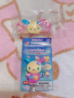 サンリオ ウサハナ 前髪クリップ ラバーブレスレット 2点セットのサムネイル