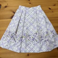 レッセパッセ 花柄スカートのサムネイル