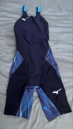 競泳水着 MIZUNOのサムネイル