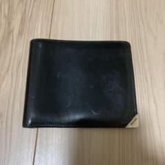 【値下げ】PRADA二つ折り財布のサムネイル