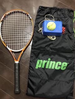 prince ジュニア 硬式テニスラケットと練習用ボールのサムネイル