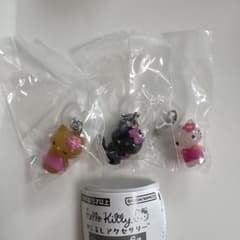 ハローキティ めじるしアクセサリー　日焼け　小悪魔　お花のサムネイル