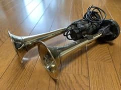 米軍ホーン Delcoremyデルコレミー 真鍮3本繋ぎ デコトラのサムネイル