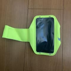 NIKE ランニング用スマホケースのサムネイル