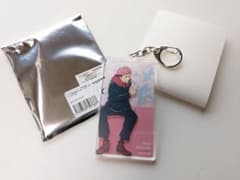 呪術廻戦　虎杖悠仁　アクリルキーホルダーのサムネイル