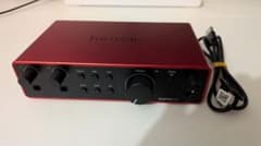 Focusrite Scarlett 2i2 gen 4インタフェース
