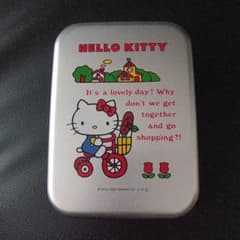 昭和レトロ HELLO KITTY ハローキティ アルミのお弁当箱 - 4