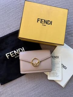 フェンディ　三つ折り財布のサムネイル